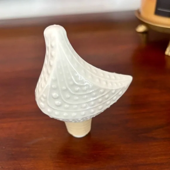 Jonathan Adler menagerie bottle stopper. Vintage. - Picture 2 of 3